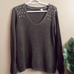 Grey knit sweater
